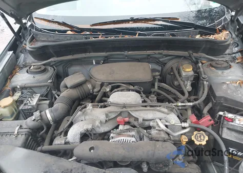 2010 Subaru Forester 2.5X Premium from USA, damaged, VIN JF2SH6CC6AH740361